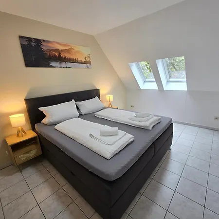 Zum Domblick Parkhaus *